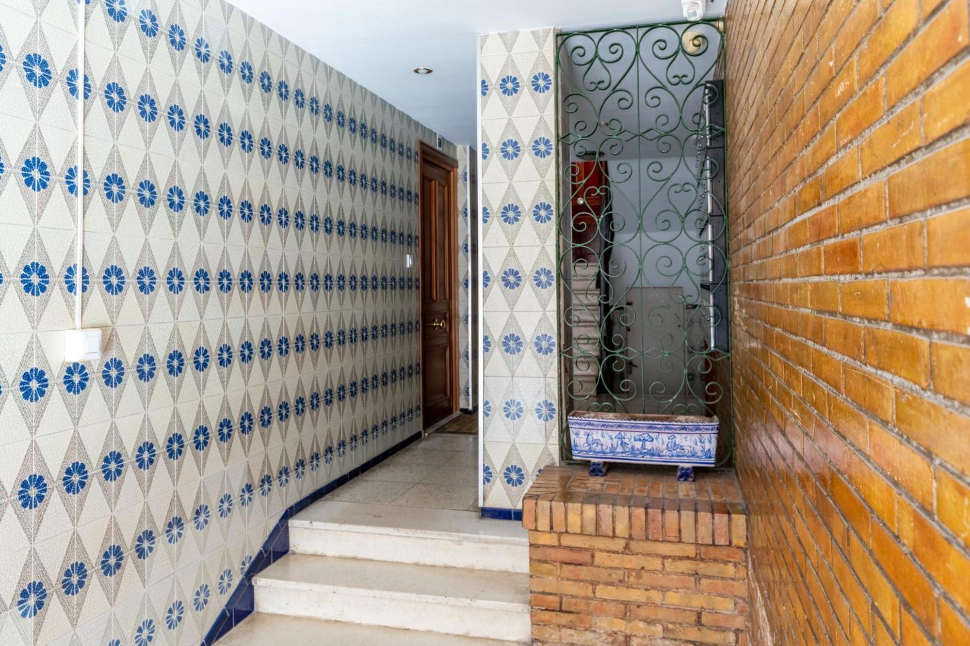 Las Golondrinas 3 Dormitorios Y 2 Banos En Triana Seville Exterior photo
